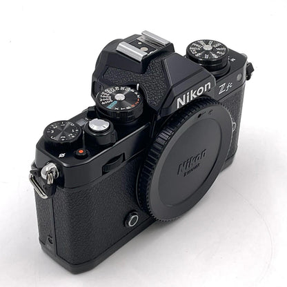 【全額返金保証】【最速発送】Nikon デジタル一眼 Z fc 28mm f/2.8 Special Edition キット [ブラック] ブラック 超美品 動作確認済
