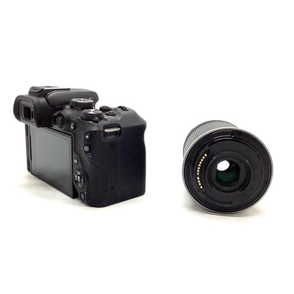 【全額返金保証】【最速発送】Canon デジタル一眼 EOS R10 RF-S18-150 IS STM レンズキット ブラック 美品 動作確認済