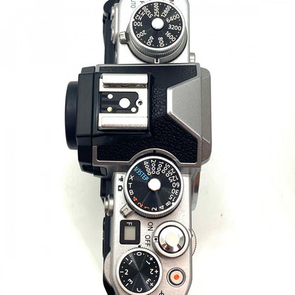 【全額返金保証】【最速発送】Nikon デジタル一眼 Zfc 16-50 VR レンズキット シルバー 超美品 動作確認済