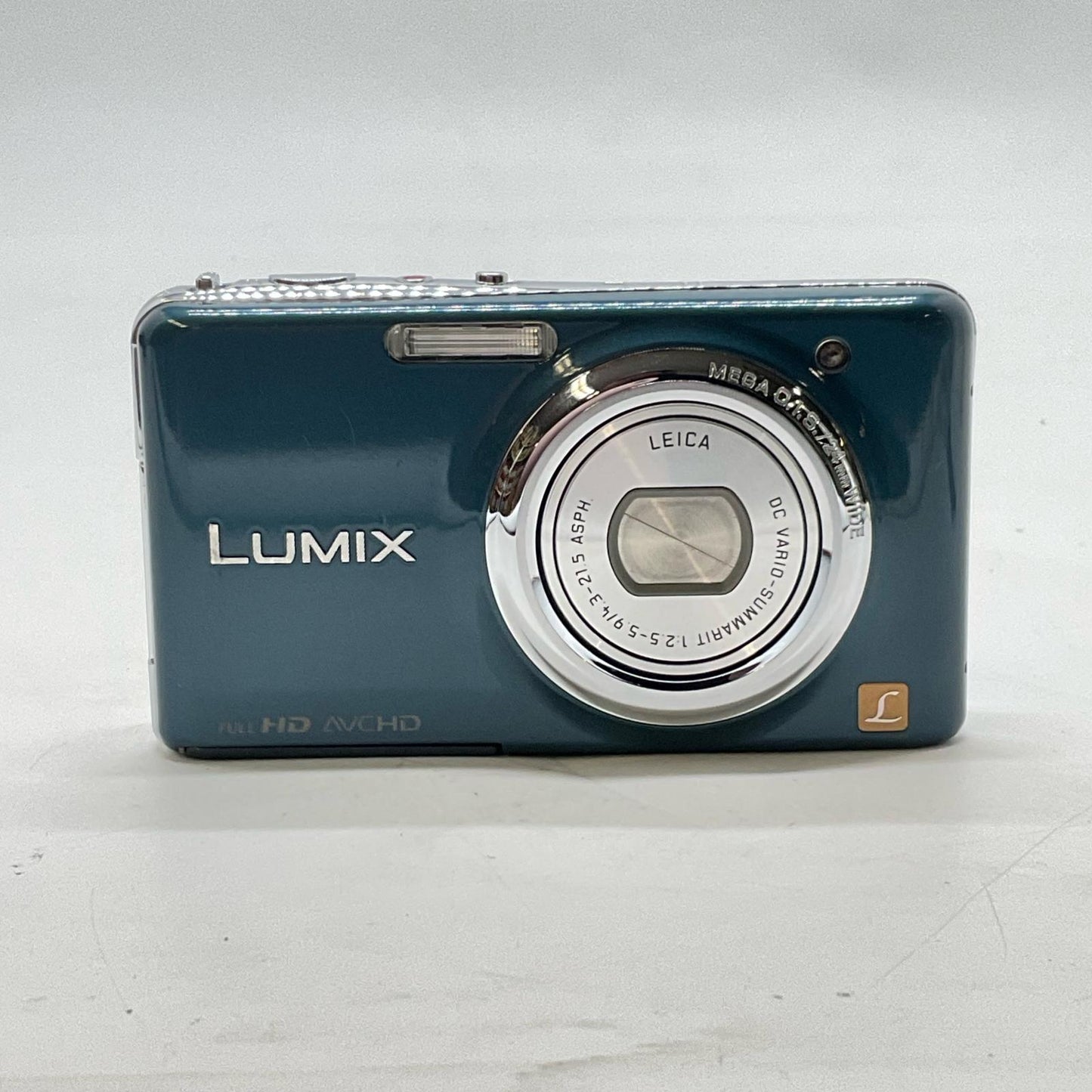 【全額返金保証】【最速発送】Panasonic コンパクトデジタルカメラ LUMIX DMC-FX77-A [スエードブルー] 動作確認済