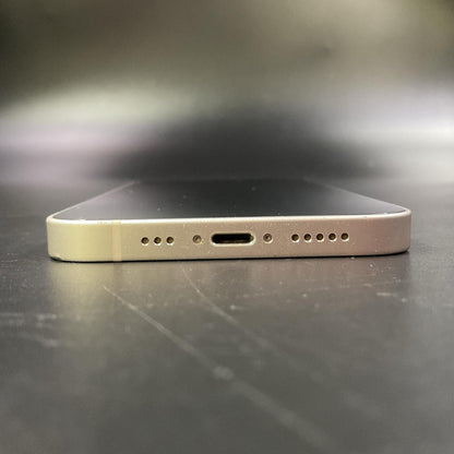 【全額返金保証】【最速発送】Apple iPhone iPhone 13 128GB スターライト docomo SIMフリー 白ロム 動作確認済 79%