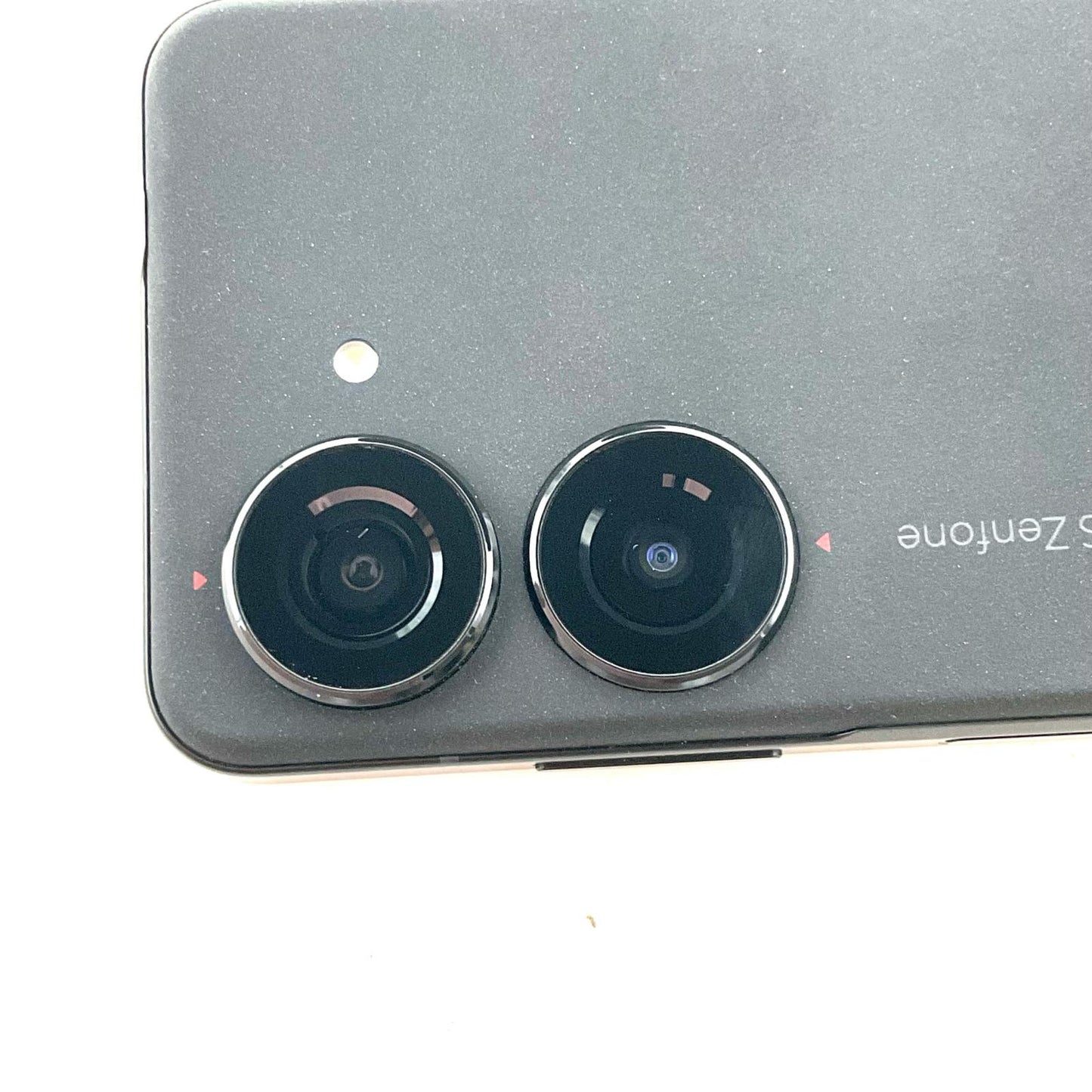 【全額返金保証】【最速発送】ASUS Zenfone 10 128GB SIMフリー 白ロム 動作確認済