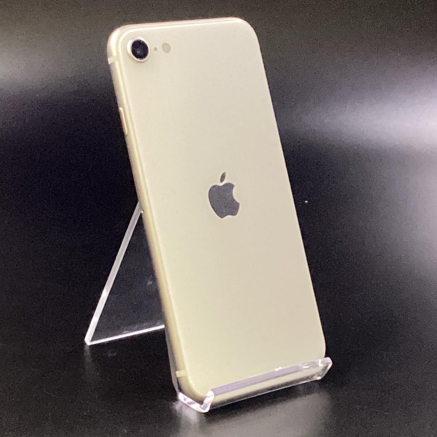 【全額返金保証】【最速発送】Apple iPhone iPhone SE（第3世代） 64GB スターライト au SIMフリー 白ロム 美品 動作確認済 95%