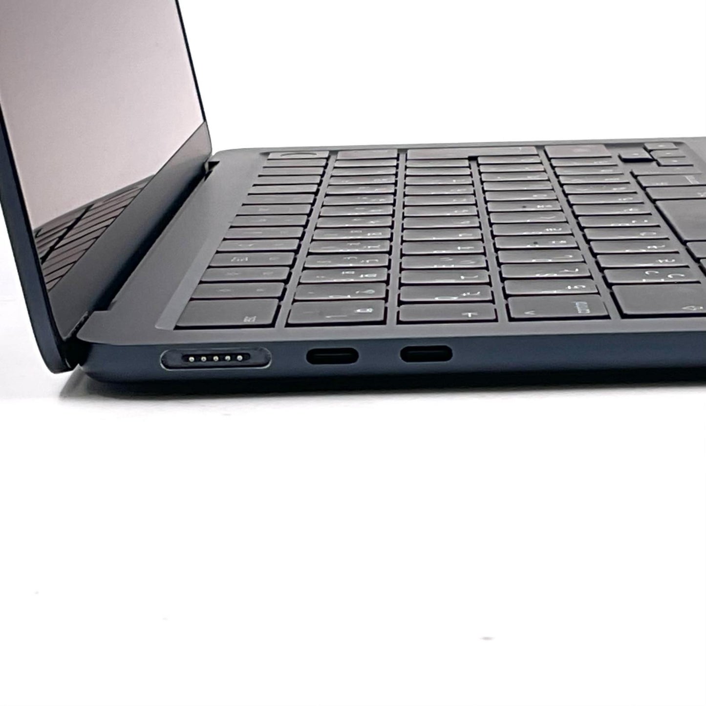 【全額返金保証】【最速発送】Apple MacBook Air 13インチ 2022 Apple M2 8GB 256GB ミッドナイト 87% 美品 動作確認済
