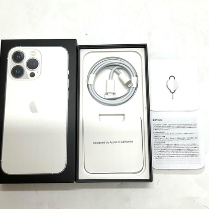 【全額返金保証】【最速発送】Apple iPhone iPhone 13 Pro 256GB シルバー docomo SIMフリー 白ロム 動作確認済 78%