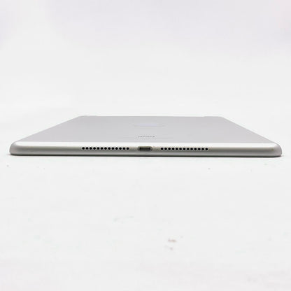 【全額返金保証】【最速発送】Apple iPad iPad 9.7インチ 第5世代 32GB シルバー WiFi+Cellular docomo 白ロム 美品 動作確認済
