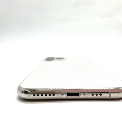 【全額返金保証】【最速発送】Apple iPhone iPhone 11 Pro 256GB シルバー docomo 白ロム 動作確認済 74%