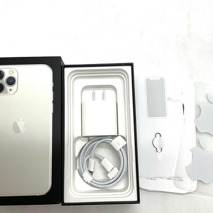 【全額返金保証】【最速発送】Apple iPhone iPhone 11 Pro 256GB シルバー docomo 白ロム 動作確認済 74%