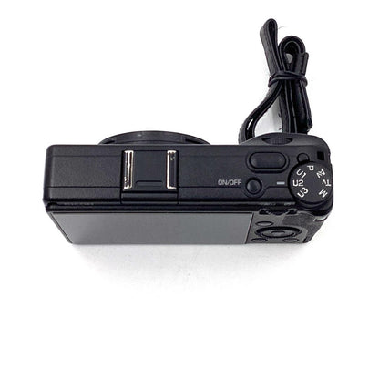 【全額返金保証】【最速発送】RICOH コンパクトデジタルカメラ GR III 美品 動作確認済