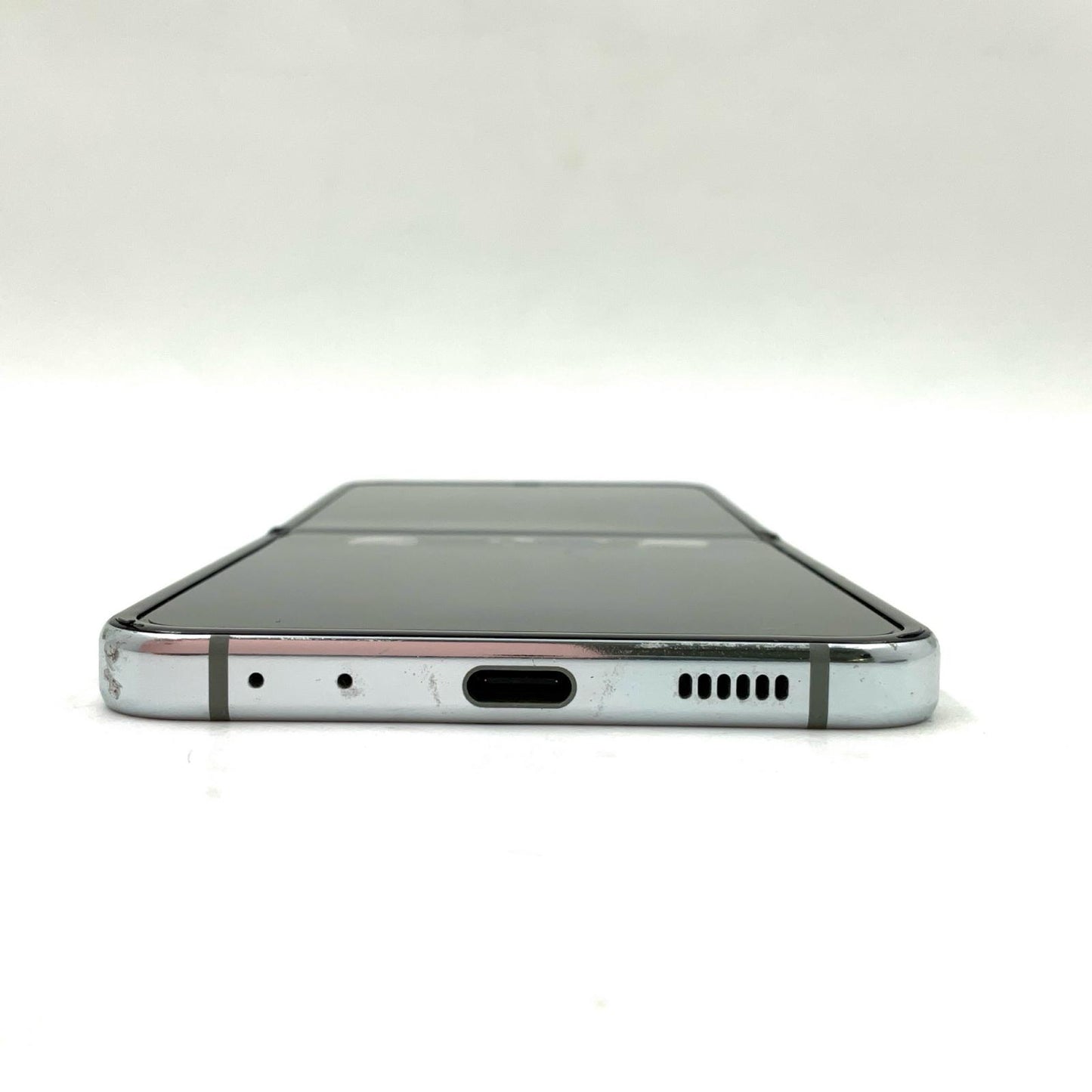 【最速発送】SAMSUNG Galaxy Galaxy Z Flip5 256GB ミント docomo SIMフリー SC-54D 白ロム【難有】