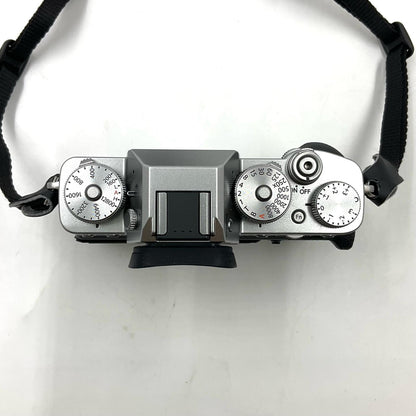 【全額返金保証】【最速発送】FUJIFILM デジタル一眼 X-T3 ボディ シルバー 美品 動作確認済