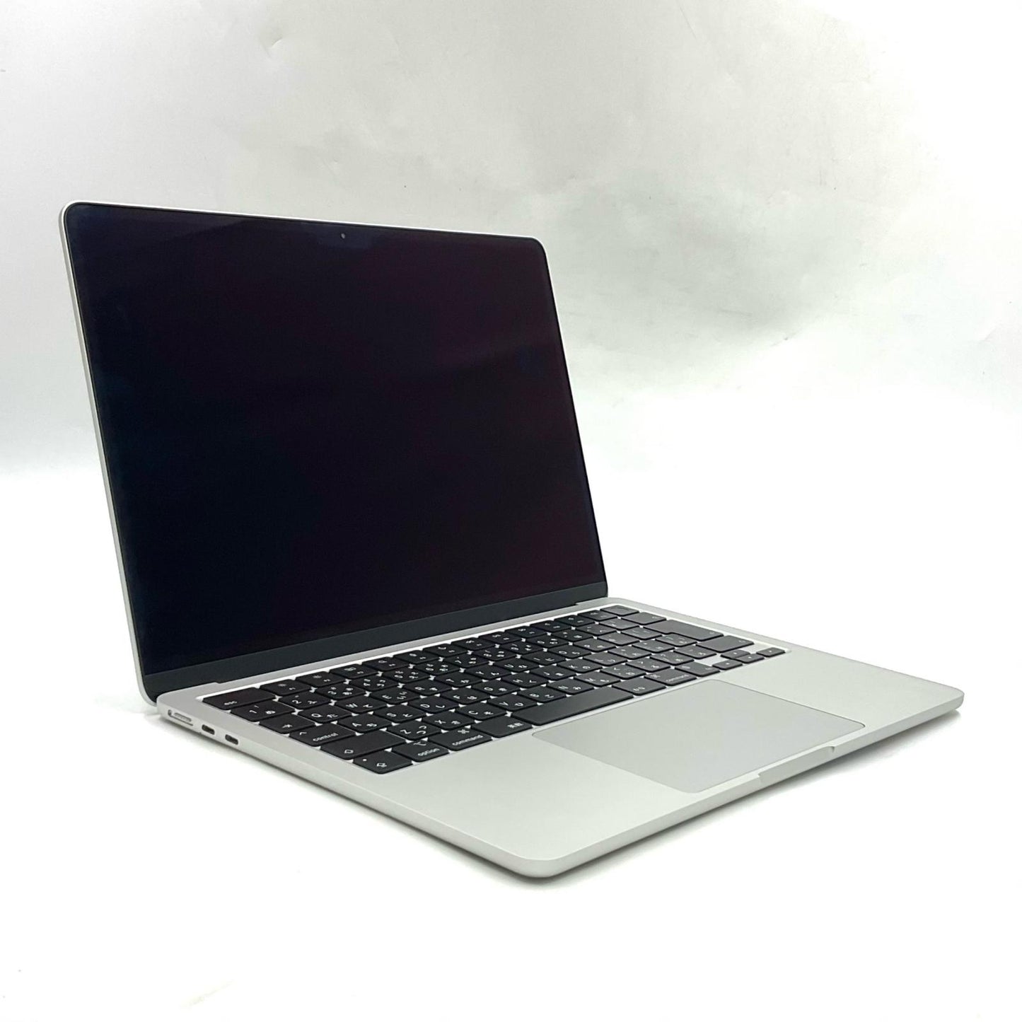 【全額返金保証】【最速発送】Apple MacBook Air 13インチ 2024 Apple M3 8GB 256GB シルバー 100% 美品 動作確認済