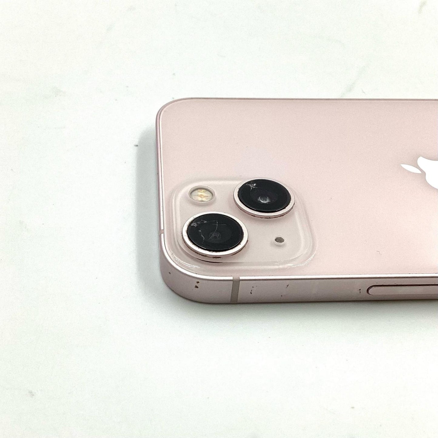 【最速発送】Apple iPhone iPhone 13 128GB ピンク docomo【難有】 69%