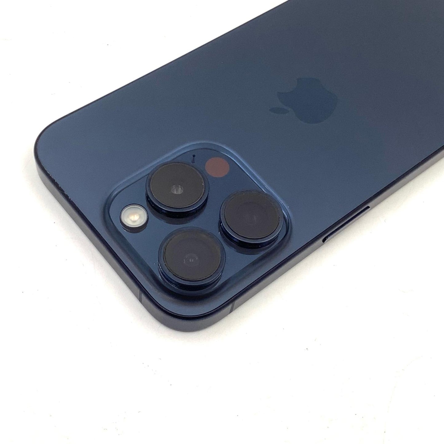 【全額返金保証】【最速発送】Apple iPhone iPhone 15 Pro 256GB ブルーチタニウム SIMフリー 白ロム 美品 動作確認済 84%