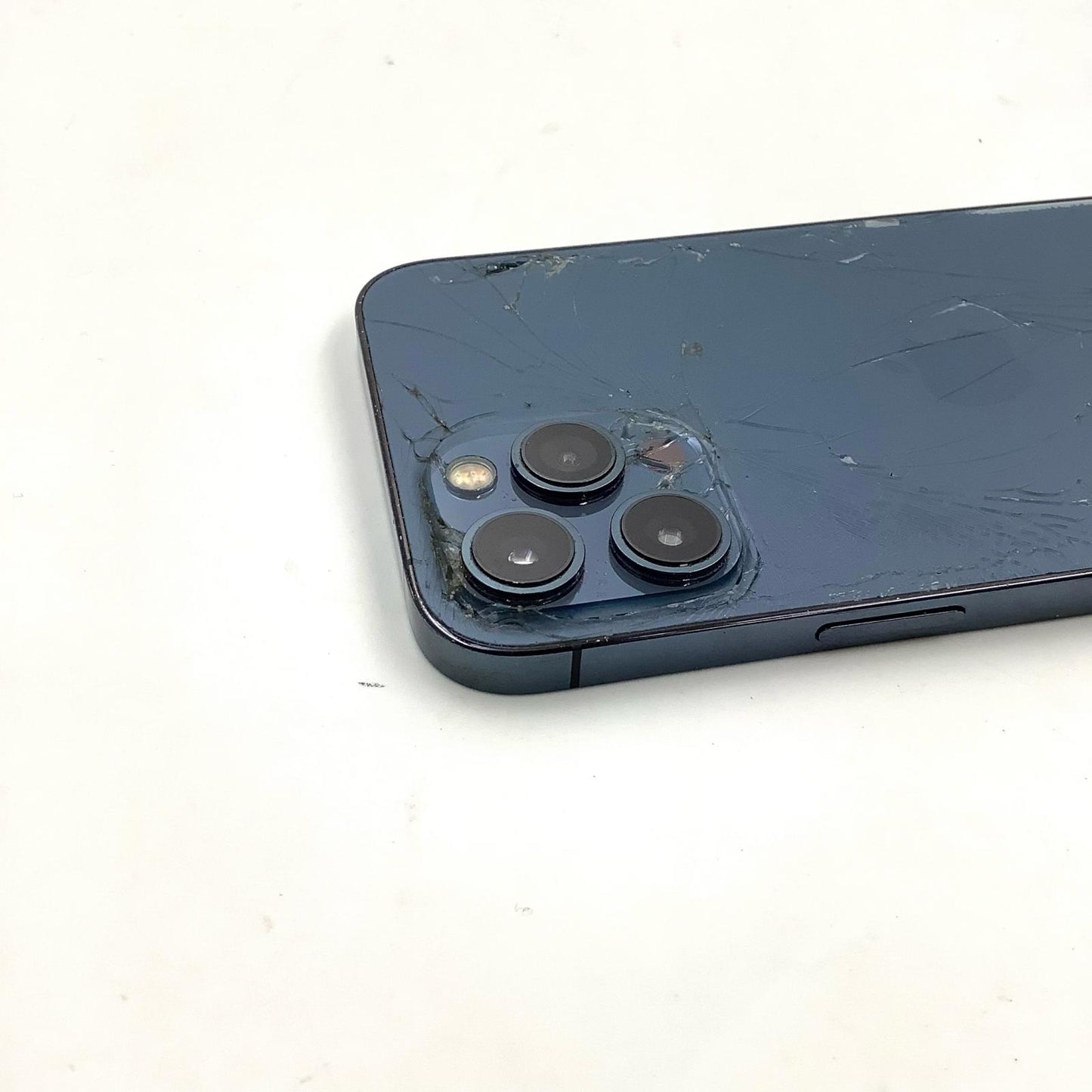 【最速発送】Apple iPhone iPhone 12 Pro Max 512GB パシフィックブルー SIMフリー 白ロム【難有】 76%