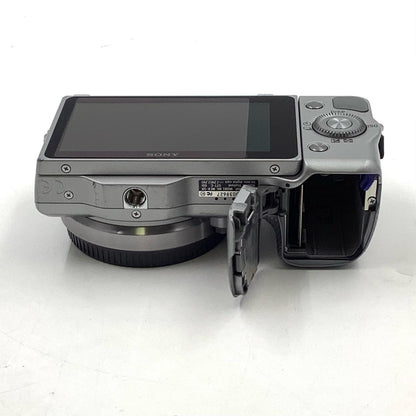 【全額返金保証】【最速発送】Sony デジタル一眼 α NEX-5RL パワーズームレンズキット シルバー 動作確認済