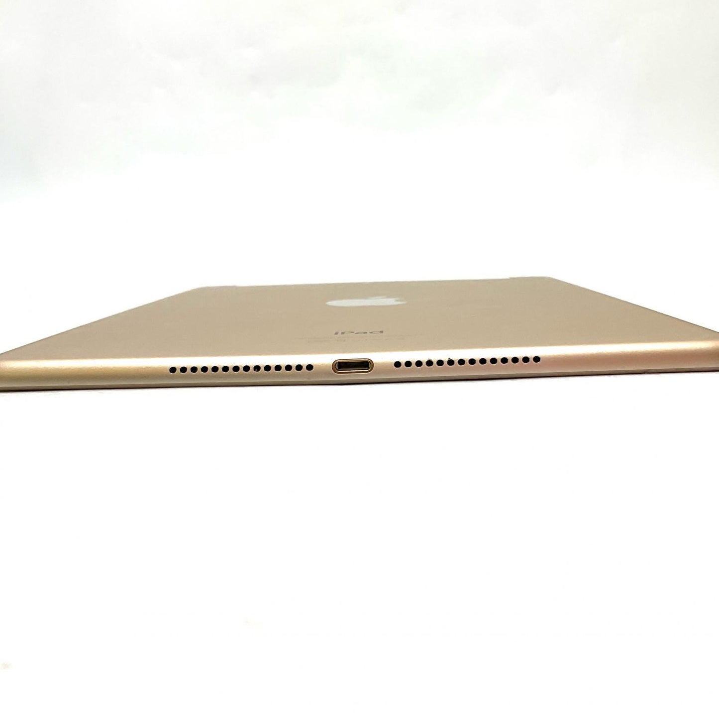【全額返金保証】【最速発送】Apple iPad Air 9.7インチ 第2世代 16GB ゴールド WiFi+Cellular docomo 白ロム 美品 動作確認済
