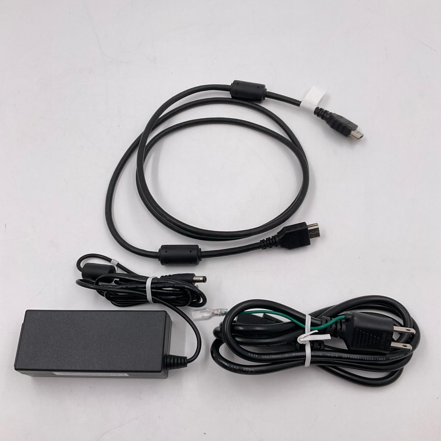 【全額返金保証】【最速発送】GREEN HOUSE GH-ELCG27WB-WH 27インチ 超美品 動作確認済