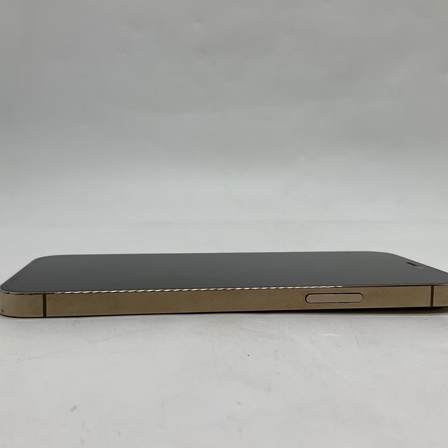 【最速発送】Apple iPhone iPhone 12 Pro 128GB ゴールド docomo SIMフリー 白ロム【難有】 72%