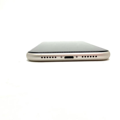 【全額返金保証】【最速発送】Apple iPhone iPhone 11 128GB ホワイト docomo 白ロム 動作確認済 74%