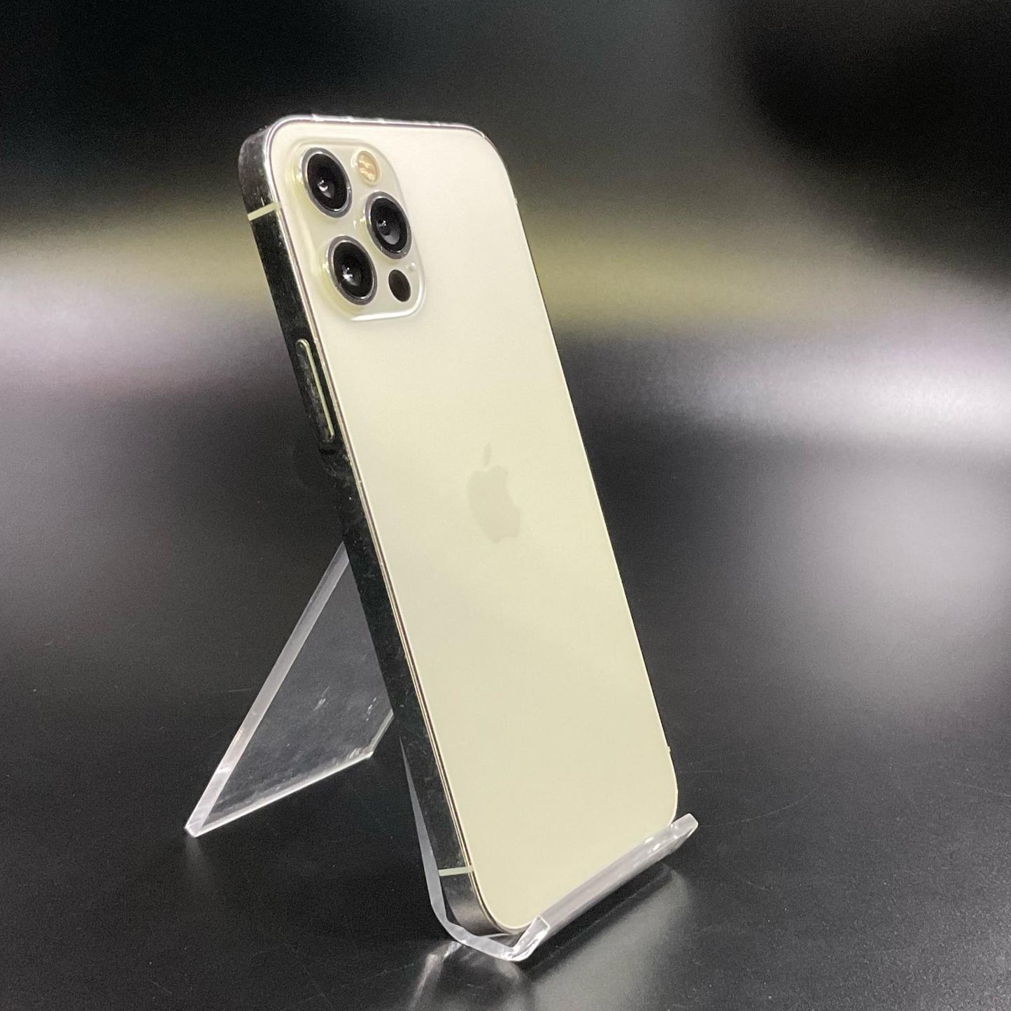 【全額返金保証】【最速発送】Apple iPhone iPhone 12 Pro 256GB シルバー docomo SIMフリー 白ロム 動作確認済 85%