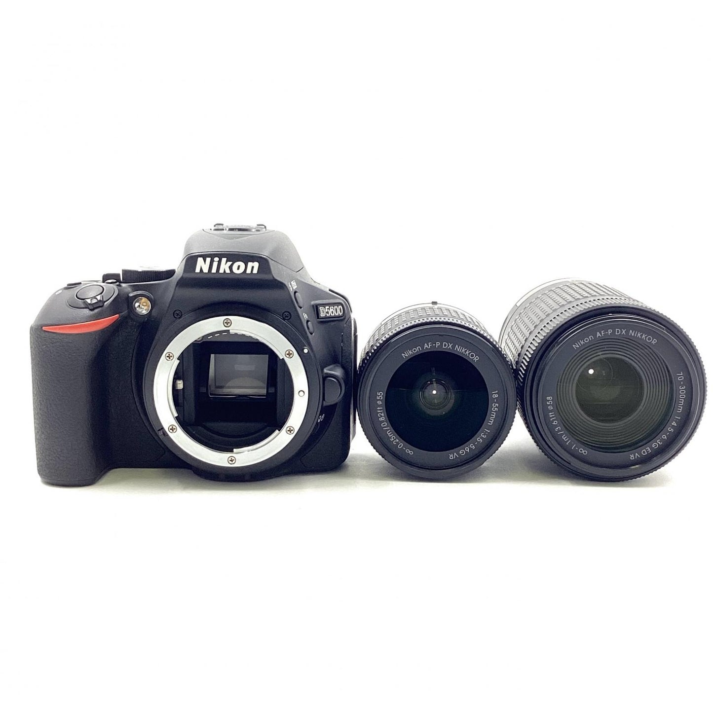 【全額返金保証】【最速発送】Nikon デジタル一眼 D5600 ダブルズームキット ブラック 美品 動作確認済