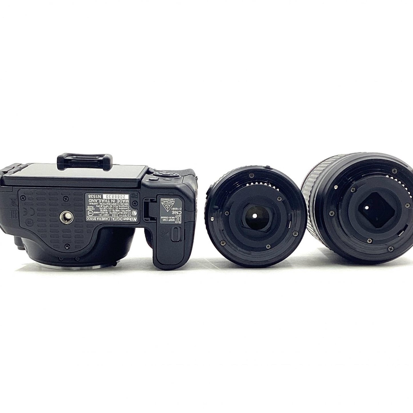 【全額返金保証】【最速発送】Nikon デジタル一眼 D5600 ダブルズームキット ブラック 美品 動作確認済
