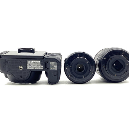 【全額返金保証】【最速発送】Nikon デジタル一眼 D5600 ダブルズームキット ブラック 美品 動作確認済