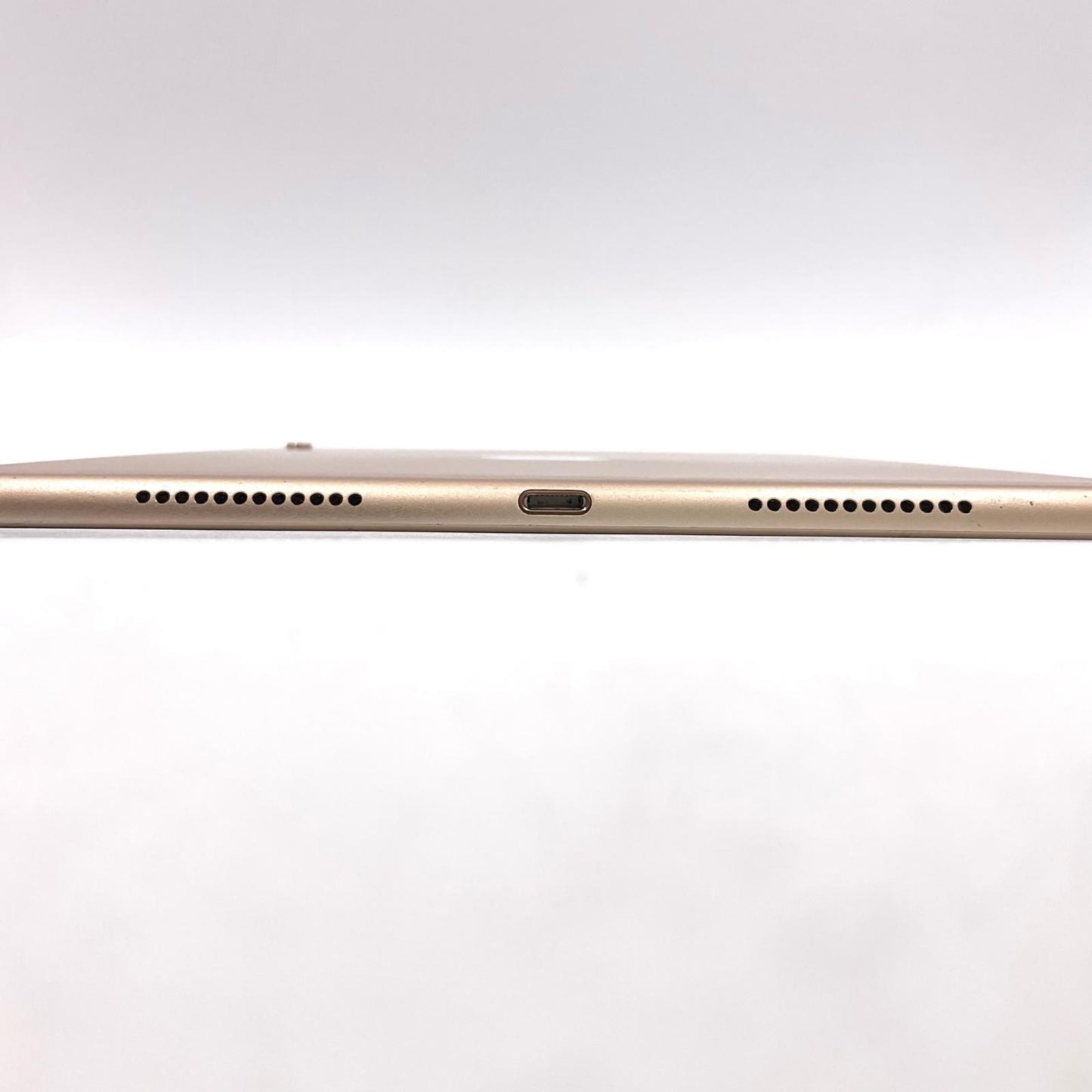【全額返金保証】【最速発送】Apple iPad Pro 9.7インチ 第1世代 128GB ゴールド Wi-Fi 動作確認済