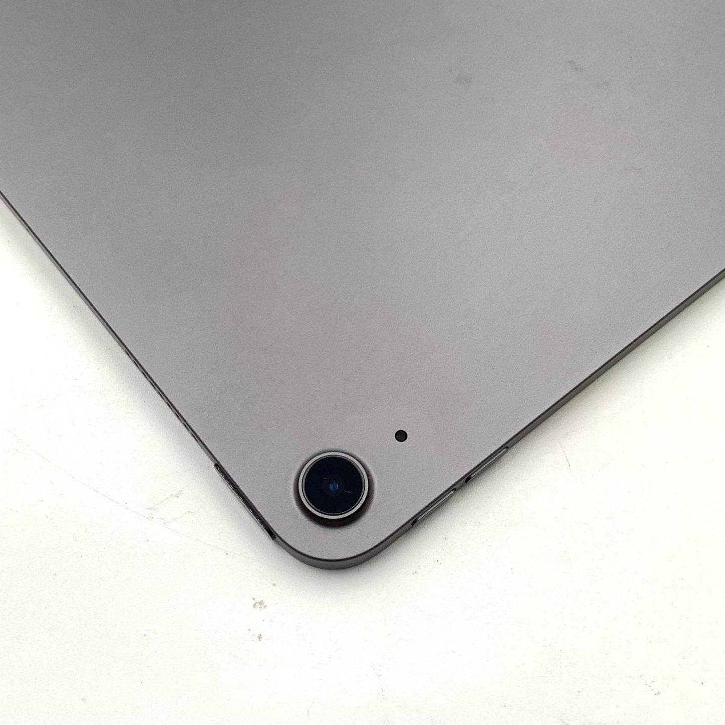 【全額返金保証】【最速発送】Apple iPad Air 10.9インチ 第5世代 64GB スペースグレイ Wi-Fi 動作確認済