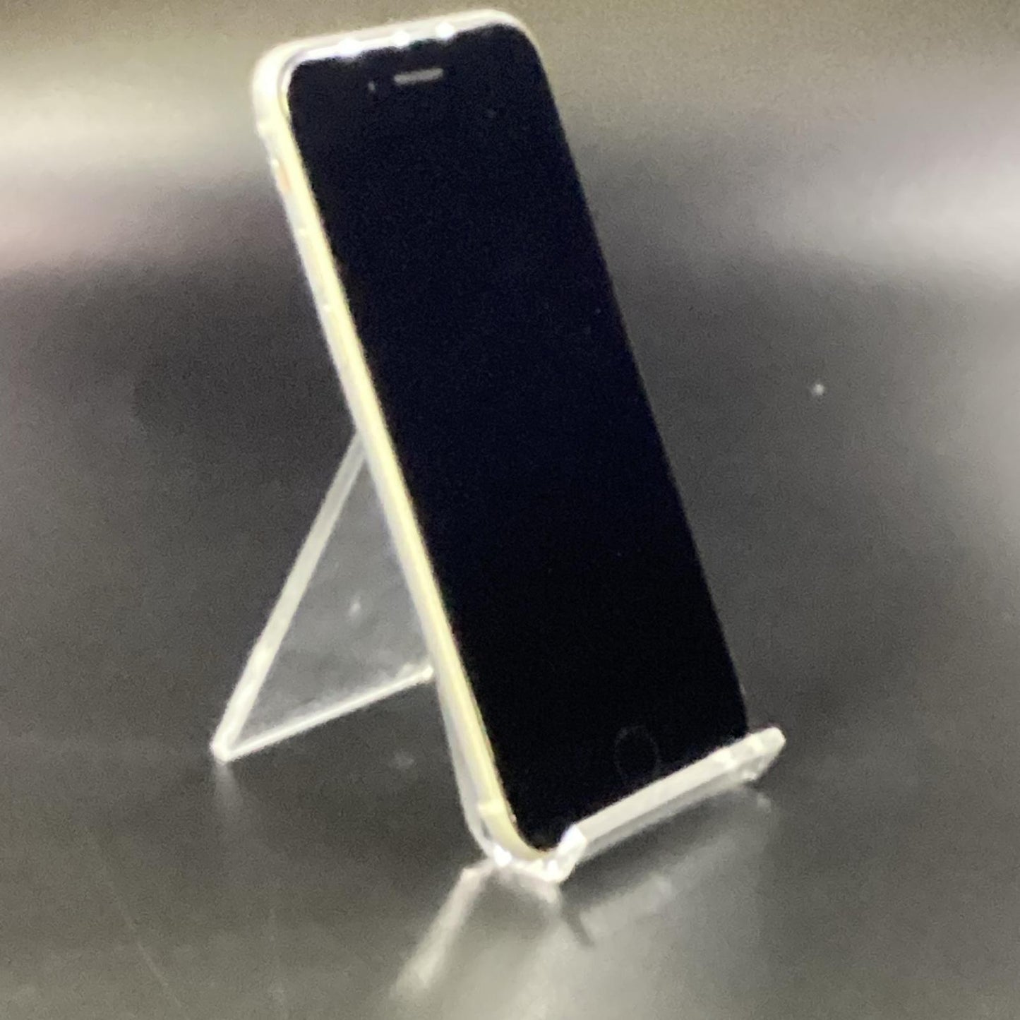 【全額返金保証】【最速発送】Apple iPhone iPhone SE（第2世代） 128GB ホワイト au 白ロム 動作確認済 78%