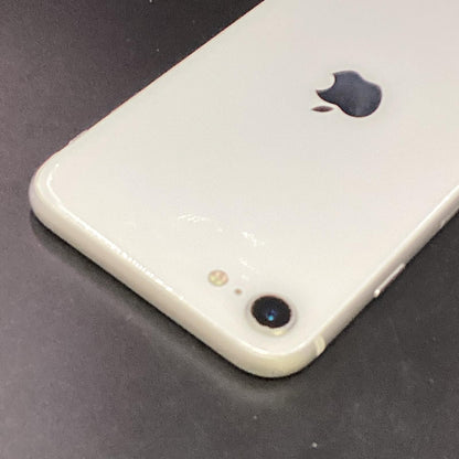 【全額返金保証】【最速発送】Apple iPhone iPhone SE（第2世代） 128GB ホワイト au 白ロム 動作確認済 78%