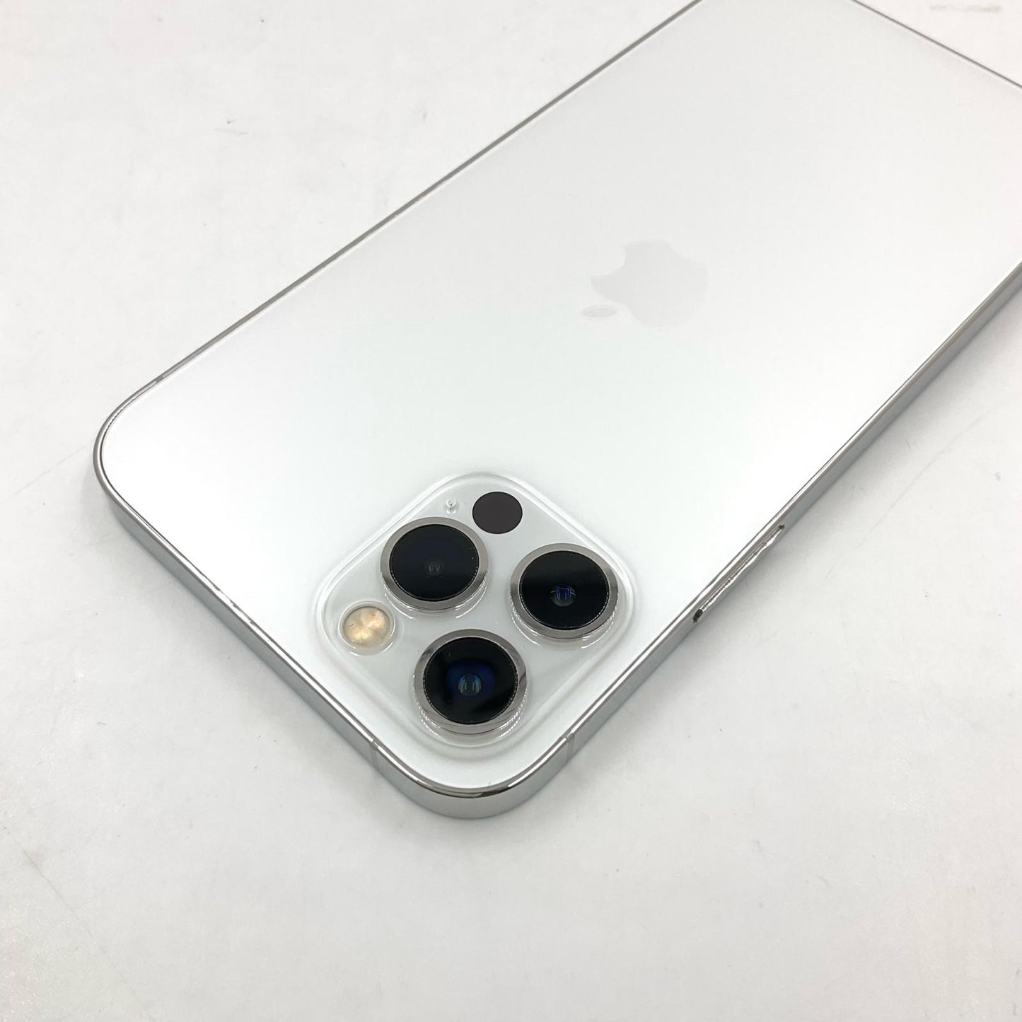 【最速発送】Apple iPhone iPhone 12 Pro 128GB シルバー Softbank SIMフリー 白ロム【難有】 83%