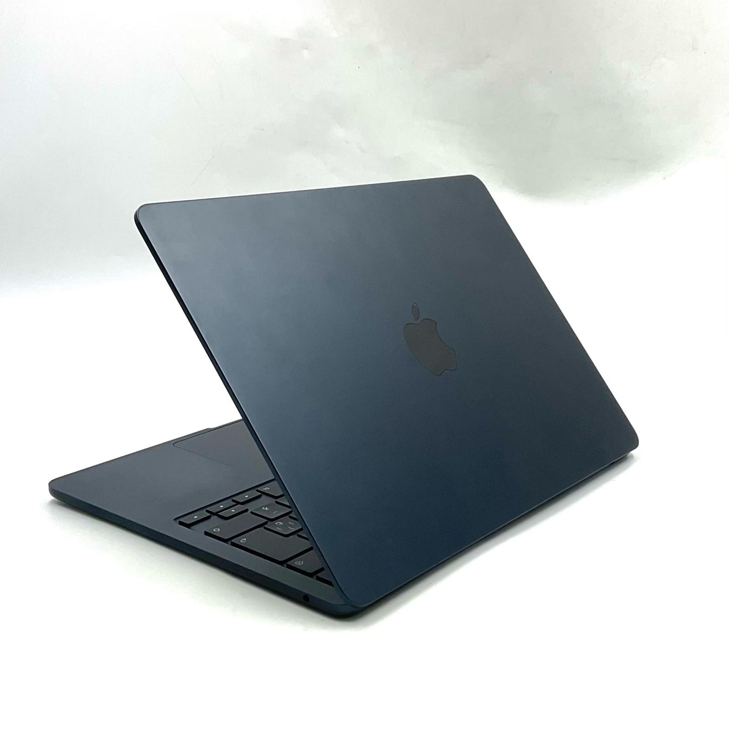 【全額返金保証】【最速発送】Apple MacBook Air 13インチ 2022 Apple M2 8GB 512GB ミッドナイト 87% 美品 動作確認済