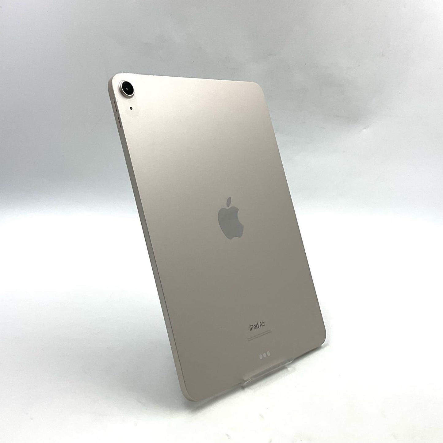 【全額返金保証】【最速発送】Apple iPad Air 10.9インチ 第5世代 64GB スターライト Wi-Fi 美品 動作確認済