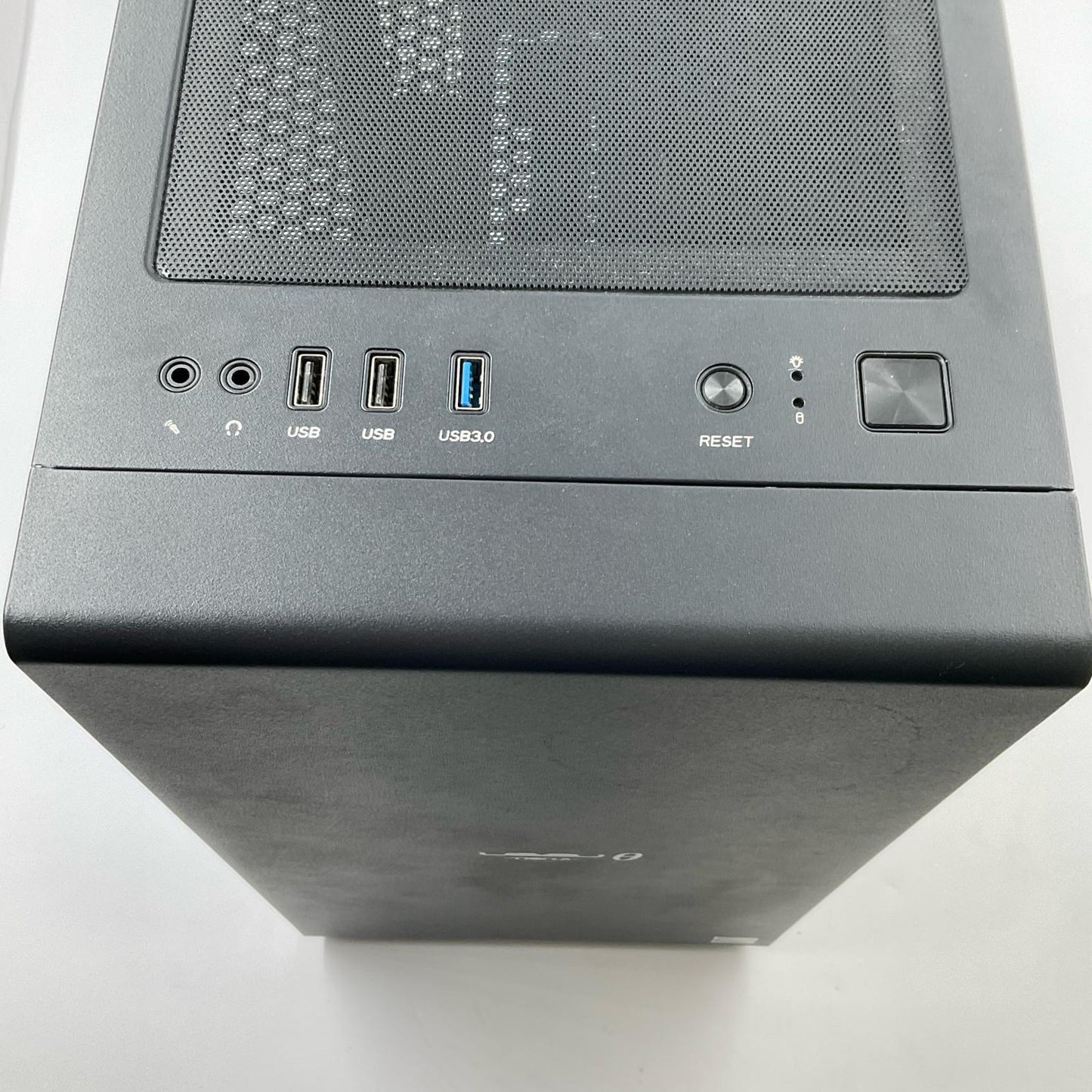 【全額返金保証】【最速発送】パソコン工房 ゲーミングデスクトップPC ILeDEi-M1A6-AR75F-SLSXB AMD Ryzen 5 7500F 16GB M.2 SSD 1TB NVIDIA GeForce RTX 4060 Ti 動作確認済