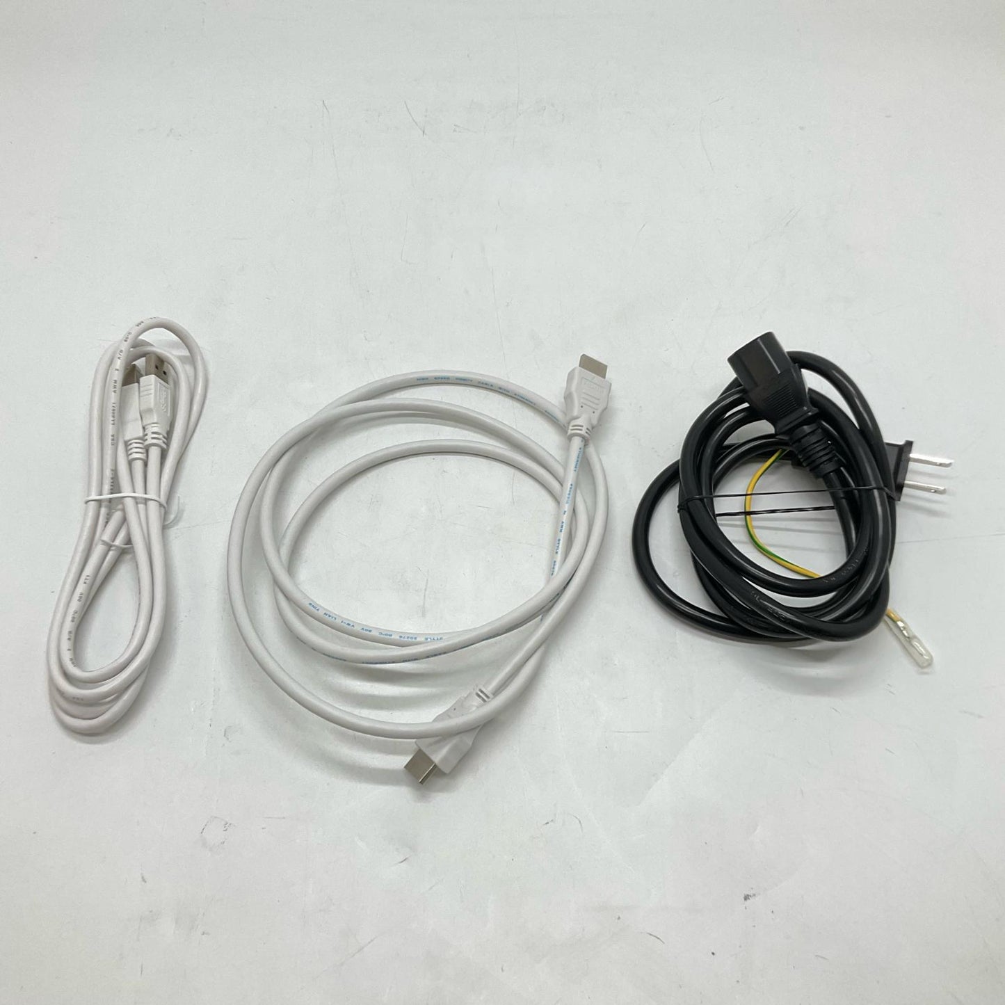 【全額返金保証】【最速発送】MouseComputer NEXTGEAR JG-A7A7X(ホワイト) JGA7A7XW6ADCW102DEC AMD Ryzen 7 7700 16GB M.2 SSD 1TB AMD Radeon RX 7700 XT 美品 動作確認済