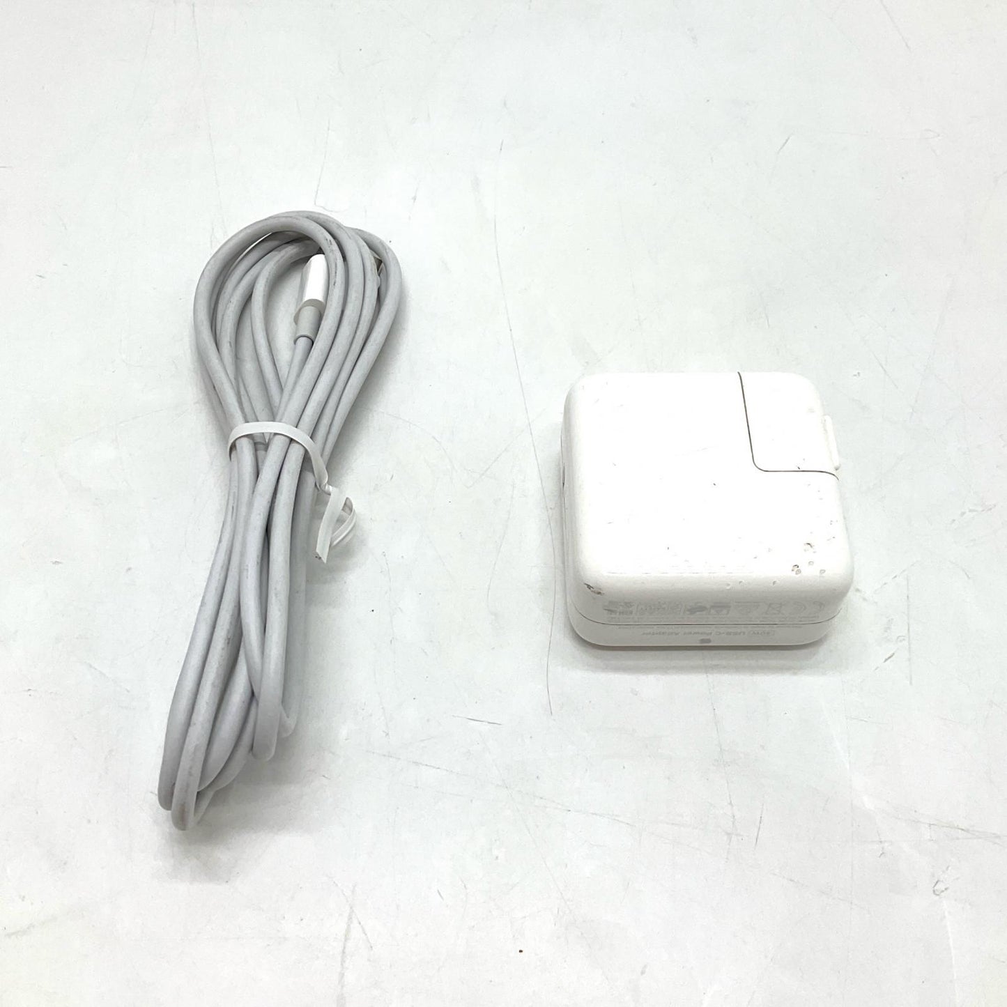 【全額返金保証】【最速発送】Apple MacBook Air 13.3インチ 2020 Apple M1 8GB 256GB スペースグレイ 96% 動作確認済