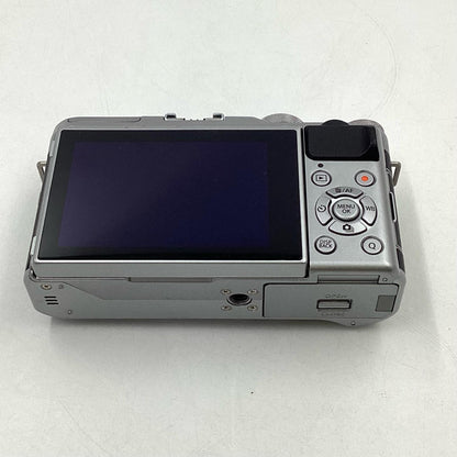 【全額返金保証】【最速発送】FUJIFILM デジタル一眼 X-A5 レンズキット [シルバー] シルバー 美品 動作確認済