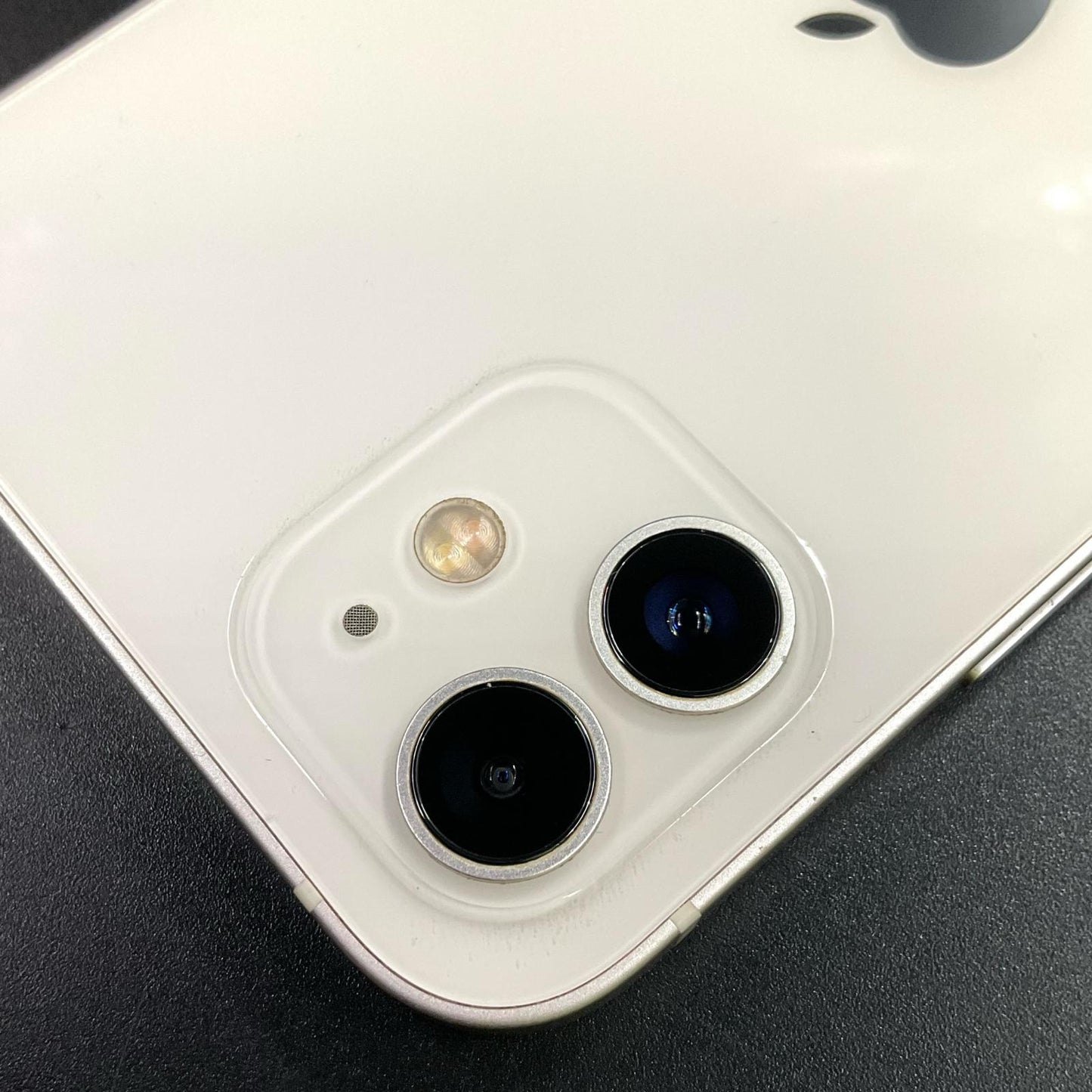【全額返金保証】【最速発送】Apple iPhone iPhone 12 64GB ホワイト Softbank 白ロム 美品 動作確認済 85%