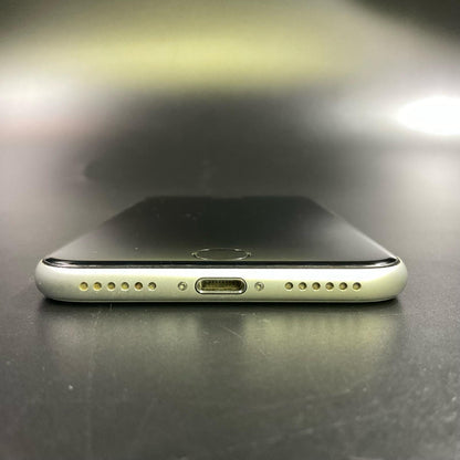 【全額返金保証】【最速発送】Apple iPhone iPhone SE（第2世代） 64GB ホワイト SIMフリー 白ロム 動作確認済 75%