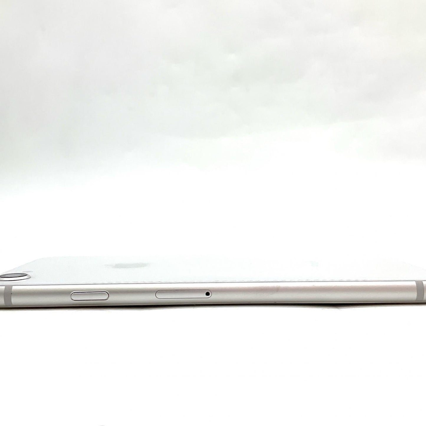 【全額返金保証】【最速発送】Apple iPhone iPhone 8 64GB シルバー Softbank 白ロム 動作確認済 95%