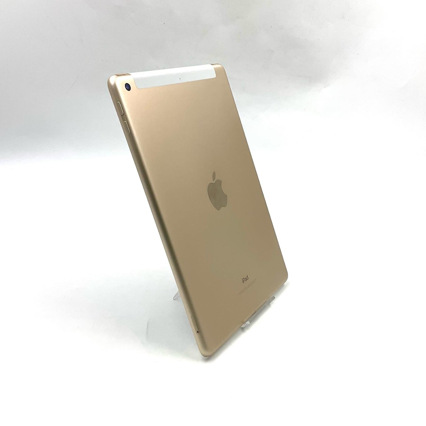 【全額返金保証】【最速発送】Apple iPad iPad 9.7インチ 第5世代 32GB ゴールド WiFi+Cellular docomo 白ロム 美品 動作確認済