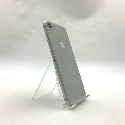 【全額返金保証】【最速発送】Apple iPhone iPhone 8 64GB シルバー docomo 白ロム 動作確認済 79%