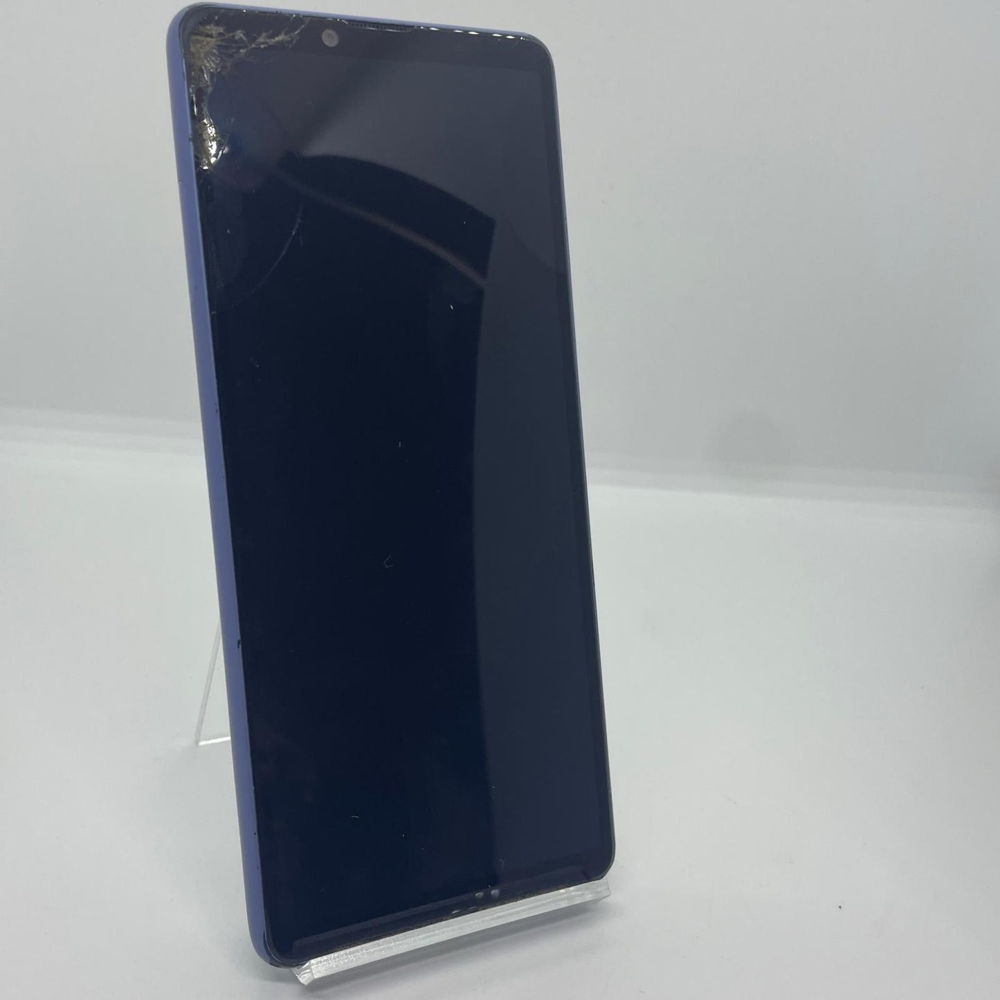 【最速発送】Sony Xperia 10 III 128GB docomo SO-52B 白ロム【難有】
