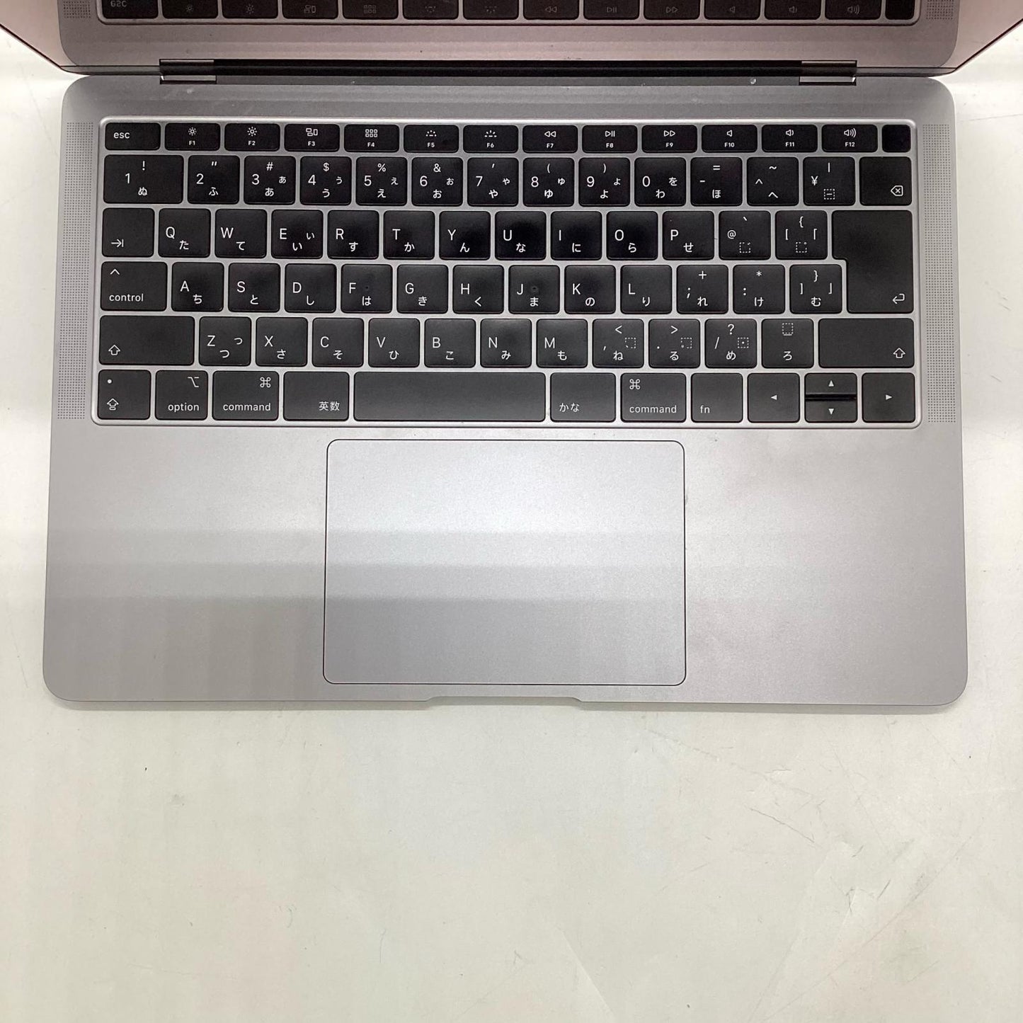 【最速発送】Apple MacBook Air 13インチ 2018 1.6GHzデュアルコアIntel Core i5 8GB スペースグレイ【難有】