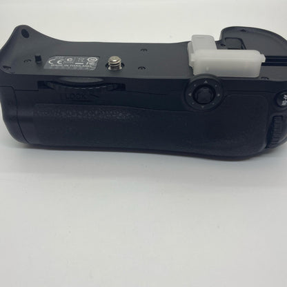 【全額返金保証】【最速発送】Nikon MB-D10 動作確認済