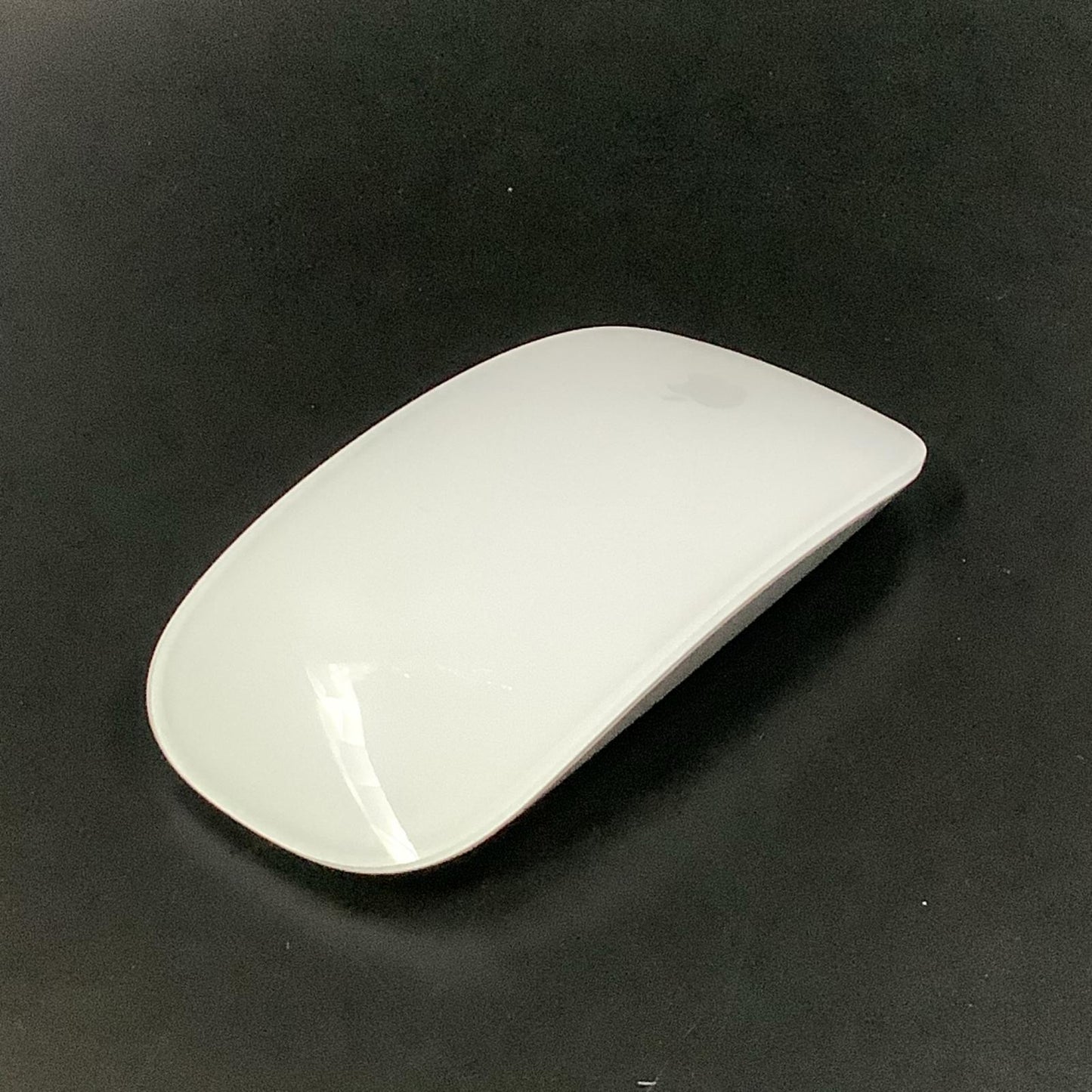 【全額返金保証】【最速発送】Apple Magic Mouse（USB-C）- ホワイト（Multi-Touch対応） MXK53ZA/A 超美品 動作確認済
