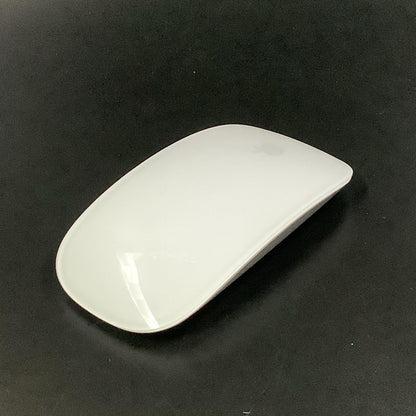 【全額返金保証】【最速発送】Apple Magic Mouse（USB-C）- ホワイト（Multi-Touch対応） MXK53ZA/A 超美品 動作確認済