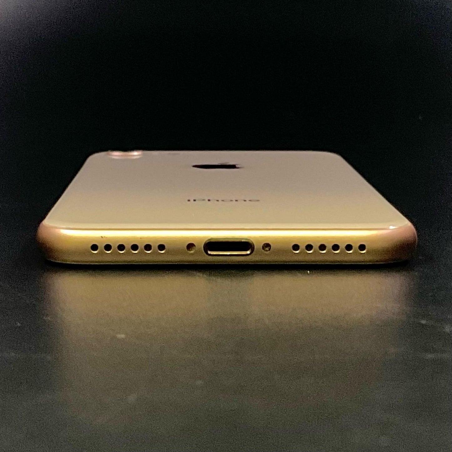 【最速発送】Apple iPhone iPhone 8 256GB ゴールド au 白ロム【難有】 78%